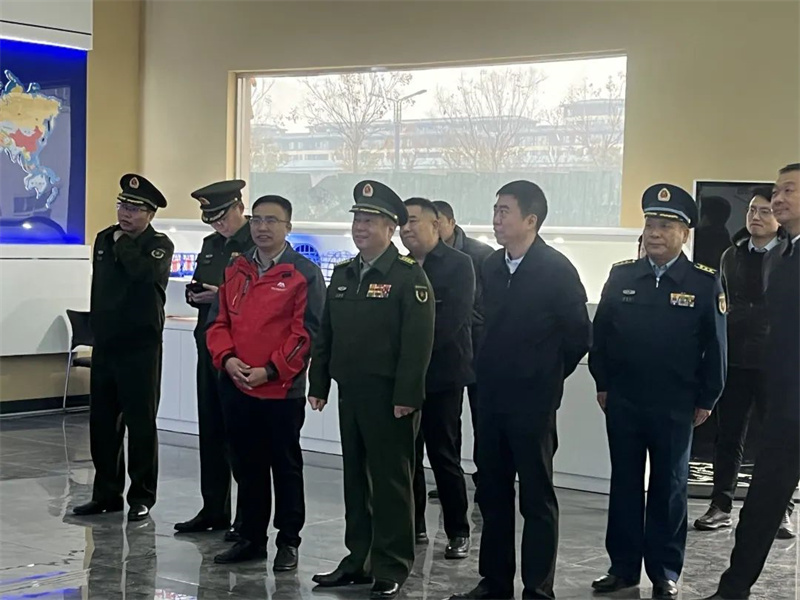 軍地融合共發(fā)展 I洛陽市軍分區(qū)刁國(guó)泰一行赴高飛股份調(diào)研指導(dǎo)工作